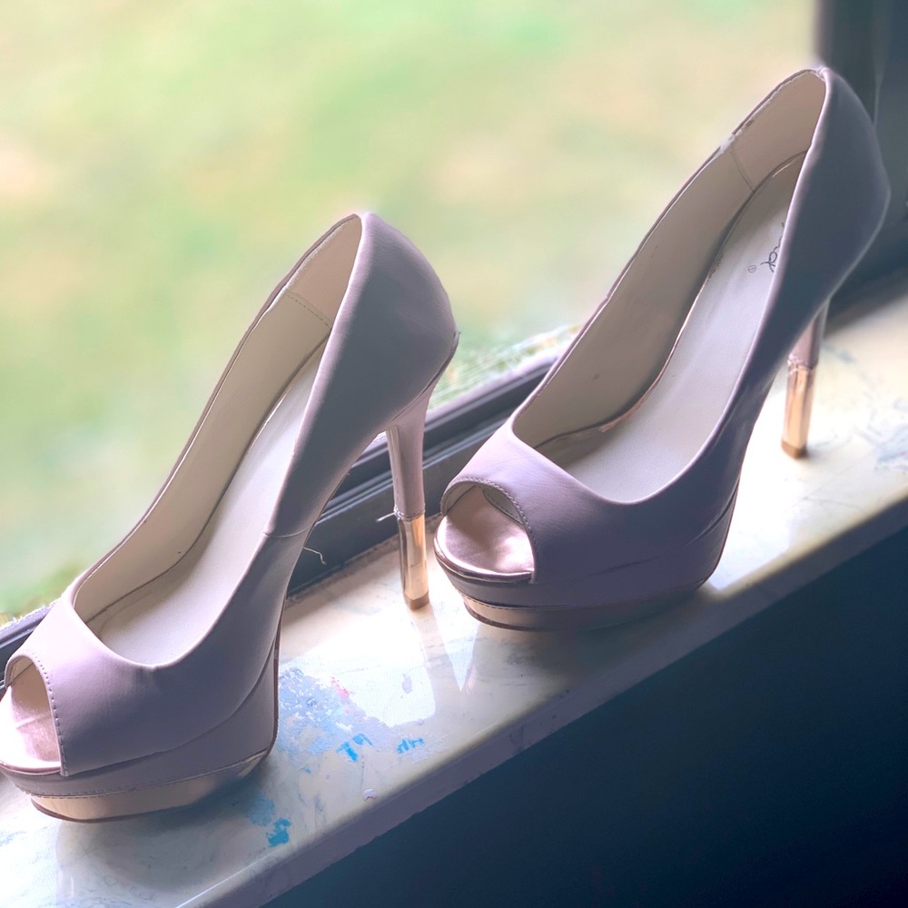 Nude & Chrome heels